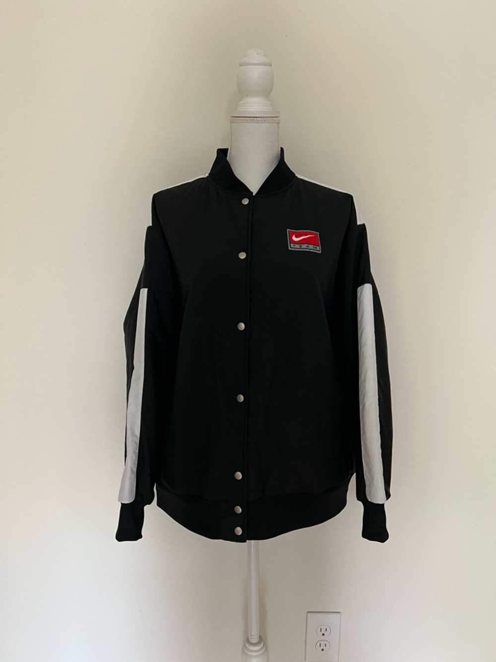 Nike Sportswear Team Nike Women's Jacket,
Small